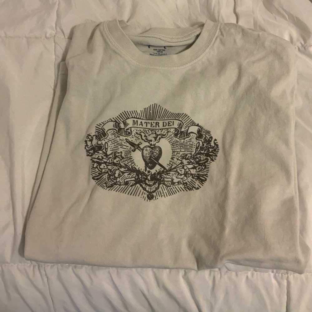 Brandy Melville shirt